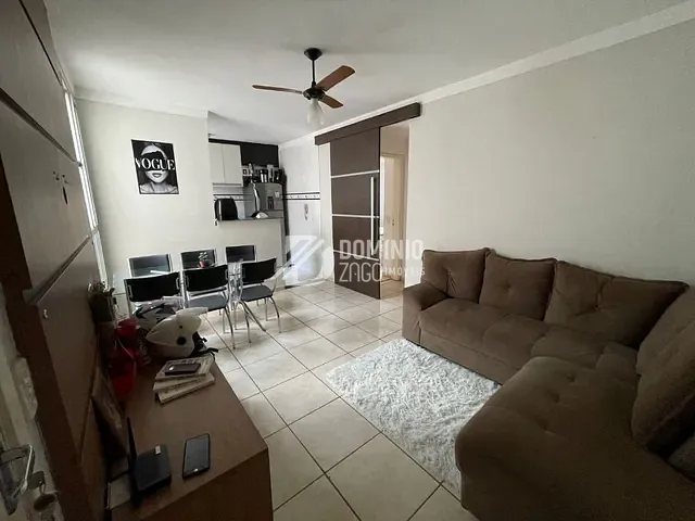 Apartamento 2 quartos e 1 banheiro, à venda, no bairro Fabrício em Uberaba