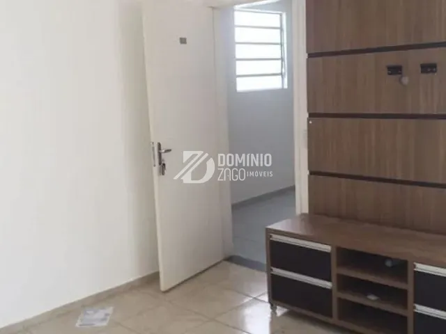 Apartamento 2 quartos e 1 banheiro, à venda, no bairro Fabrício em Uberaba