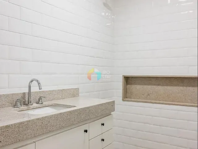Apartamento com 164m² 3 quartos e 2 banheiros, à venda, no bairro Copacabana em Rio de Janeiro
