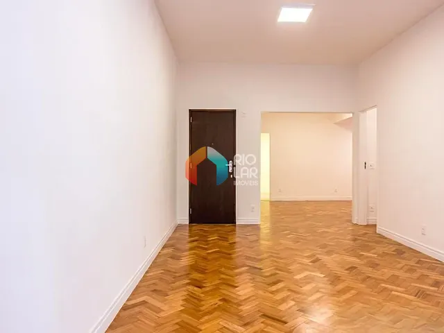 Apartamento com 164m² 3 quartos e 2 banheiros, à venda, no bairro Copacabana em Rio de Janeiro