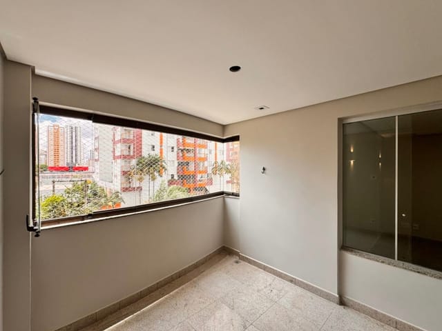 Apartamento com 174m² 4 quartos e 6 banheiros, à venda, no bairro Setor Bueno em Goiânia