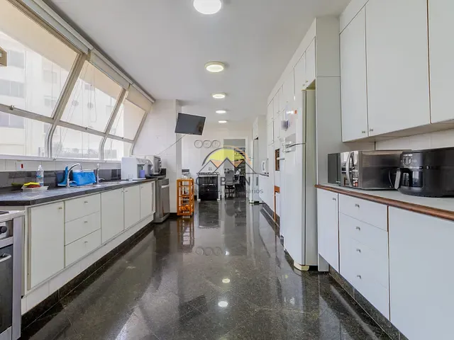 Apartamento com 609m² 4 quartos e 5 banheiros, à venda, no bairro Cerqueira César em São Paulo