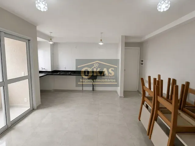 Apartamento 2 quartos e 2 banheiros, à venda, no bairro Vila Urupês em Suzano