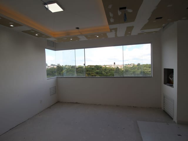 Apartamento com 100m² 2 quartos e 1 banheiro, à venda, no bairro Uvaranas em Ponta Grossa