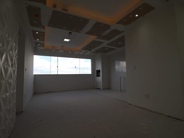 Apartamento com 100m² 2 quartos e 1 banheiro, à venda, no bairro Uvaranas em Ponta Grossa