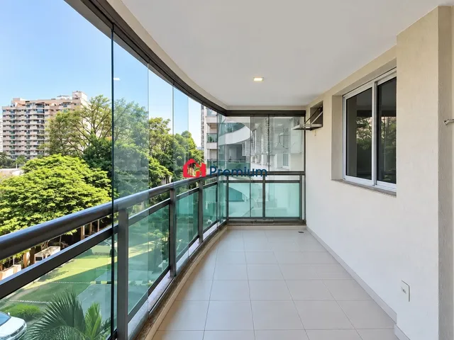 Apartamento 3 quartos e 3 banheiros, à venda, no bairro Jacarepaguá em Rio de Janeiro