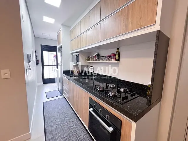 Apartamento 2 quartos e 2 banheiros, à venda, no bairro Fazenda em Itajaí