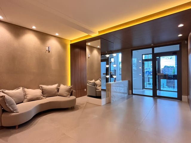 Apartamento com 190m² 3 quartos e 3 banheiros, à venda, no bairro Estrela em Ponta Grossa