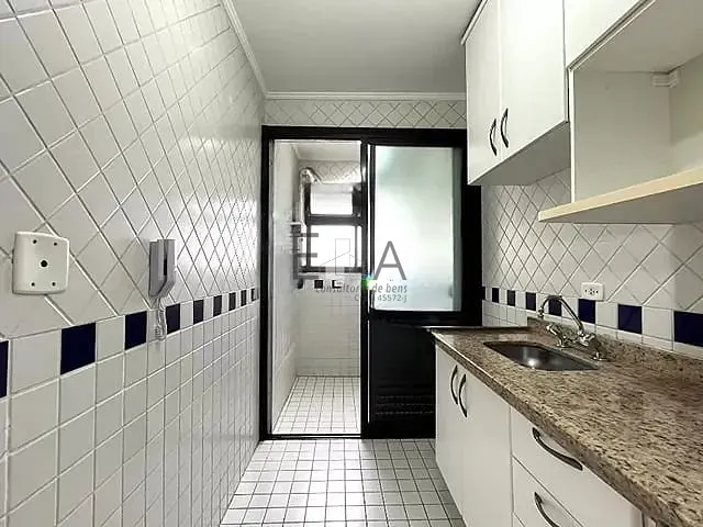 Apartamento com 61m² 2 quartos e 2 banheiros, para alugar, no bairro Chácara Inglesa em São Paulo
