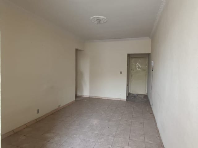 Apartamento com 63m² 2 quartos e 1 banheiro, à venda, no bairro Vila Militar em Rio de Janeiro