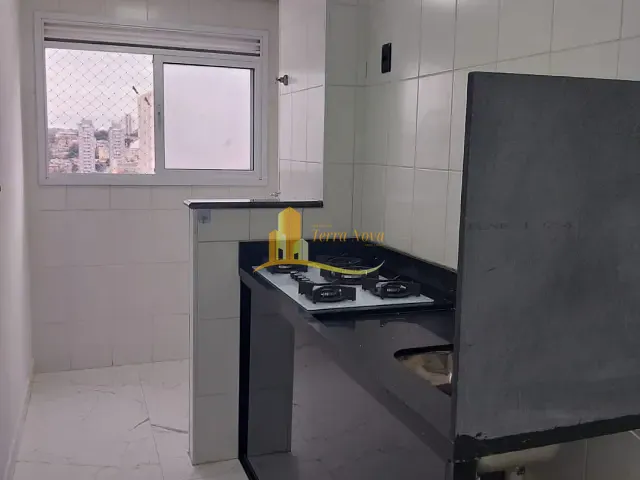 Apartamento 2 quartos e 1 banheiro, para alugar, no bairro Vila Carmosina em São Paulo