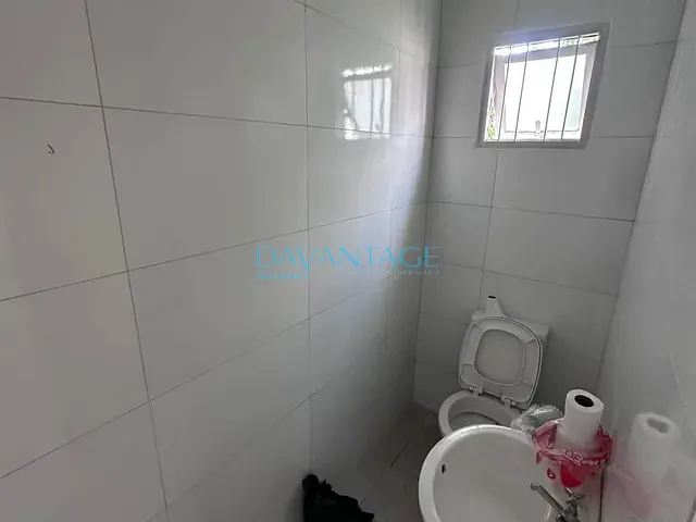 Apartamento com 156m² 5 quartos e 2 banheiros, para alugar, no bairro Vila Santa Lúcia em Carapicuíba