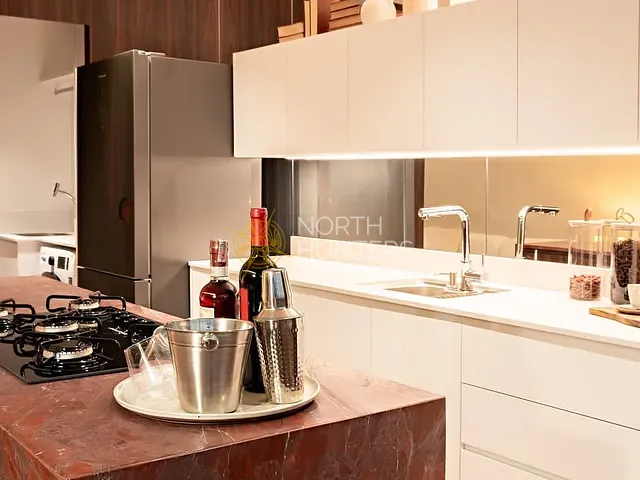 Apartamento 3 quartos e 3 banheiros, à venda, no bairro América em Joinville