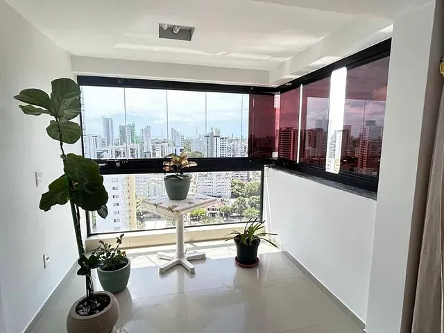 Apartamento 4 quartos e 2 banheiros, à venda, no bairro Graças em Recife