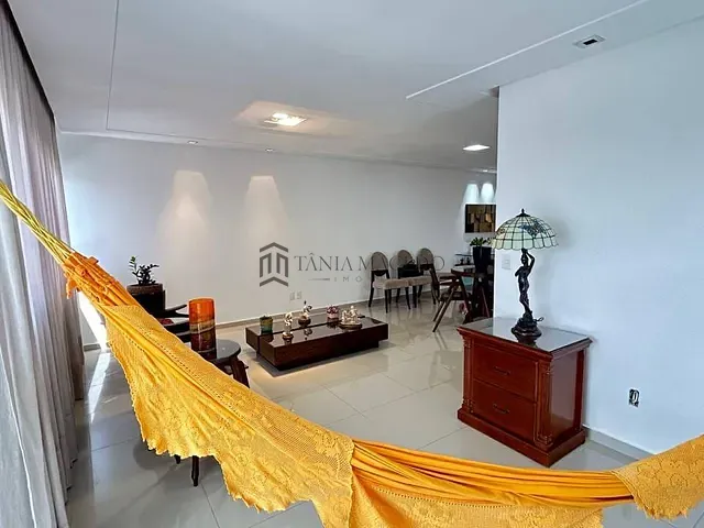 Apartamento 4 quartos e 2 banheiros, à venda, no bairro Graças em Recife