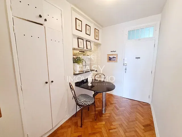 Apartamento com 27m² 1 quarto e 1 banheiro, para alugar, no bairro Ipanema em Rio de Janeiro