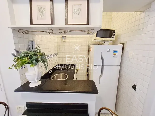 Apartamento com 27m² 1 quarto e 1 banheiro, para alugar, no bairro Ipanema em Rio de Janeiro
