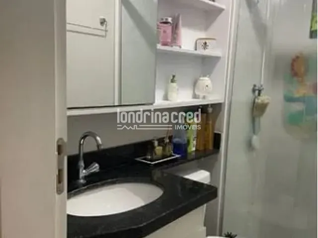 Apartamento 2 quartos e 1 banheiro, à venda, no bairro Conjunto Habitacional José Garcia Molina em Londrina