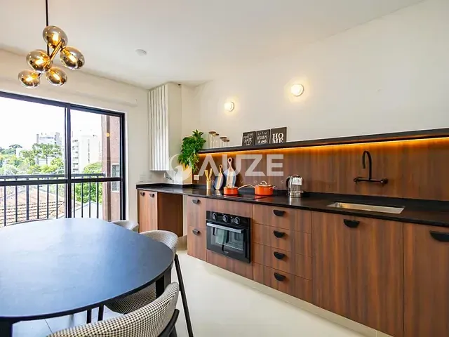 Apartamento com 71m² 2 quartos e 2 banheiros, à venda, no bairro Cabral em Curitiba