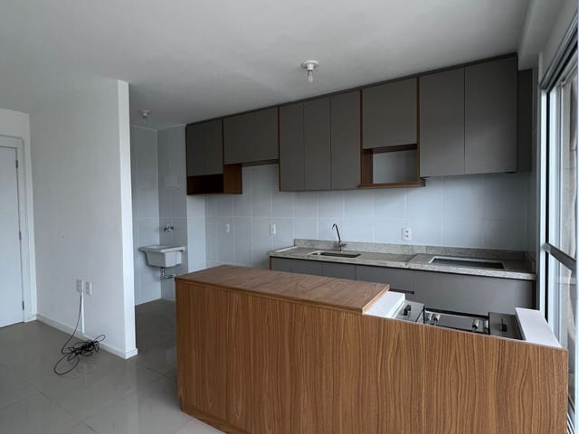 Apartamento com 59m² 2 quartos e 2 banheiros, à venda, no bairro Setor Coimbra em Goiânia