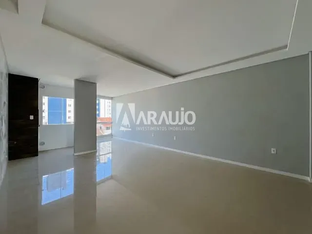 Apartamento 2 quartos e 2 banheiros, à venda, no bairro Costa Cavalcanti em Itajaí