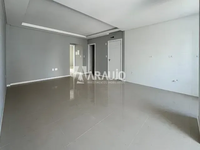 Apartamento 2 quartos e 2 banheiros, à venda, no bairro Costa Cavalcanti em Itajaí