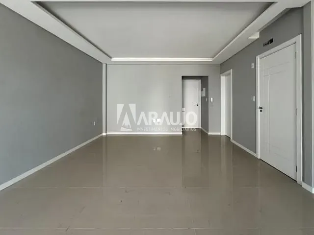 Apartamento 2 quartos e 2 banheiros, à venda, no bairro Costa Cavalcanti em Itajaí