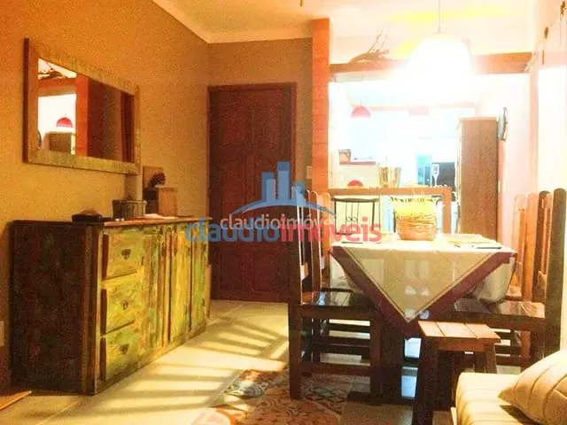 Apartamento 2 quartos e 2 banheiros, à venda ou para alugar, no bairro Centro em Cabo Frio