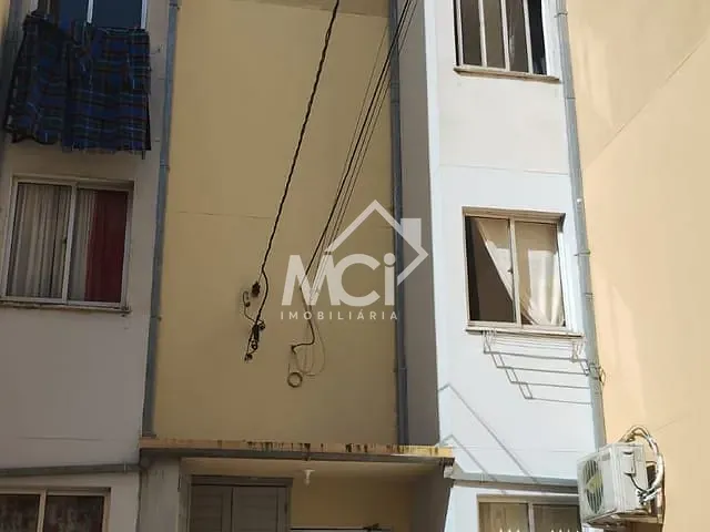 Apartamento 2 quartos e 1 banheiro, à venda, no bairro Fragata em Pelotas