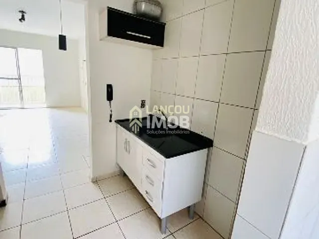 Apartamento 2 quartos e 1 banheiro, à venda, no bairro Parque Residencial Jundiaí em Jundiaí