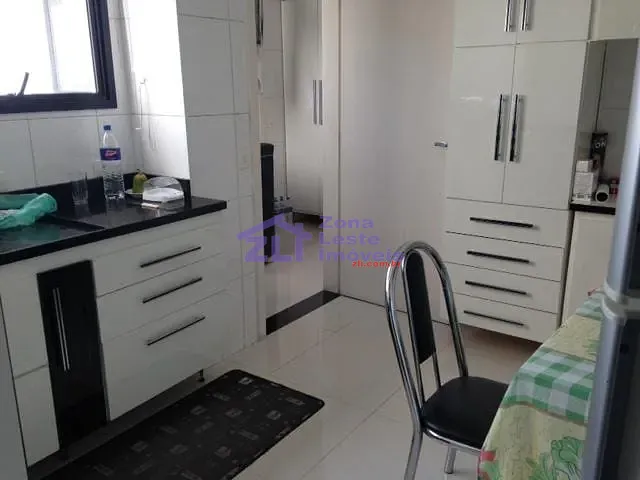 Apartamento com 125m² 3 quartos e 1 banheiro, à venda, no bairro Vila Regente Feijó em São Paulo