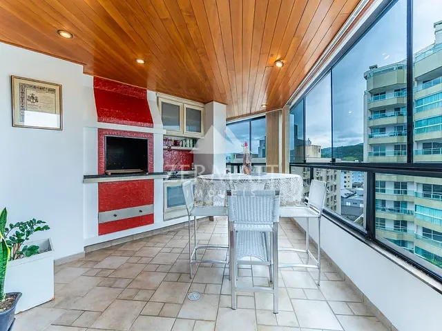 Apartamento com 326m² 3 quartos e 5 banheiros, à venda, no bairro Ponta Aguda em Blumenau