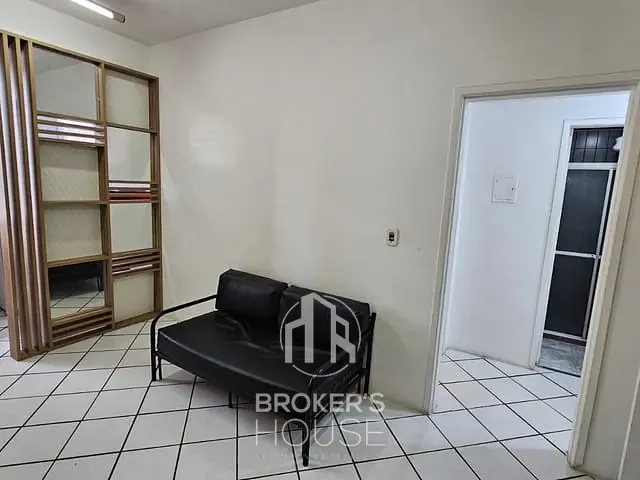 Apartamento com 34m² 1 quarto e 1 banheiro, à venda, no bairro Barro Vermelho em Vitória