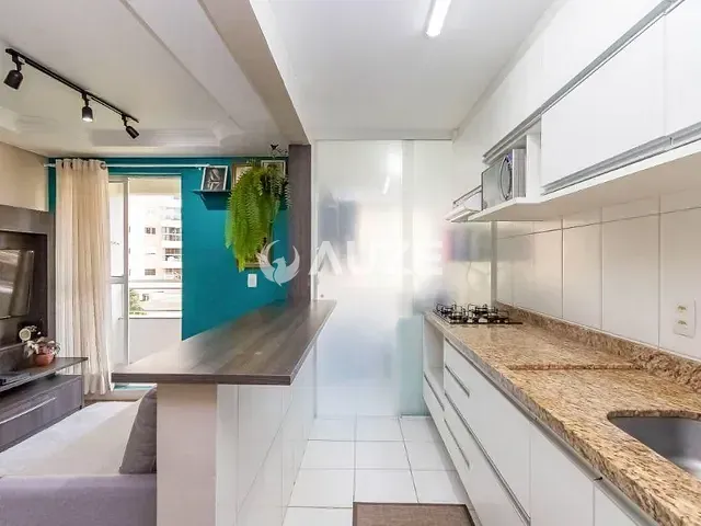 Apartamento com 49m² 2 quartos e 1 banheiro, à venda, no bairro Cristo Rei em Curitiba