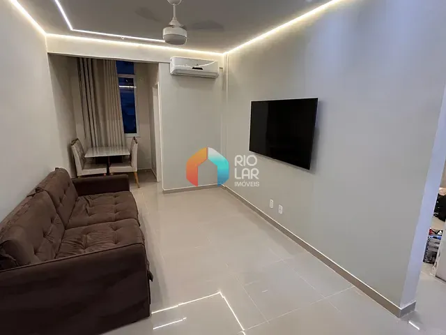 Apartamento com 70m² 2 quartos e 2 banheiros, à venda, no bairro Copacabana em Rio de Janeiro