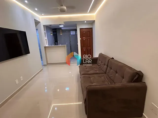 Apartamento com 70m² 2 quartos e 2 banheiros, à venda, no bairro Copacabana em Rio de Janeiro