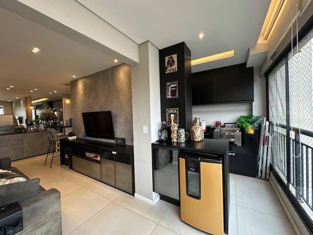 Apartamento 2 quartos e 2 banheiros, à venda, no bairro Vila Anastácio em São Paulo