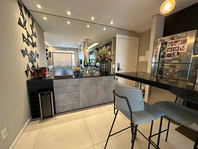 Apartamento 2 quartos e 2 banheiros, à venda, no bairro Vila Anastácio em São Paulo