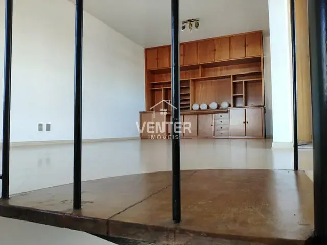 Apartamento com 248m² 3 quartos e 3 banheiros, à venda, no bairro Parque São Benedito em Pindamonhangaba