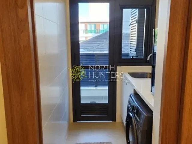 Apartamento com 115m² 2 quartos e 3 banheiros, à venda, no bairro Jurerê em Florianópolis