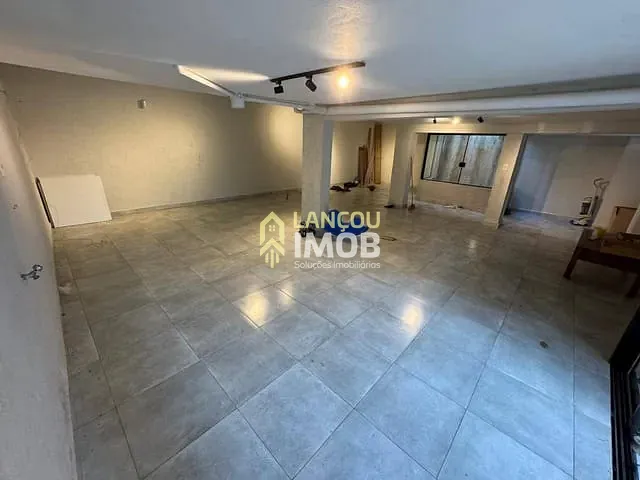 Apartamento com 250m² 4 quartos e 3 banheiros, à venda, no bairro Jardim das Samambaias em Jundiaí