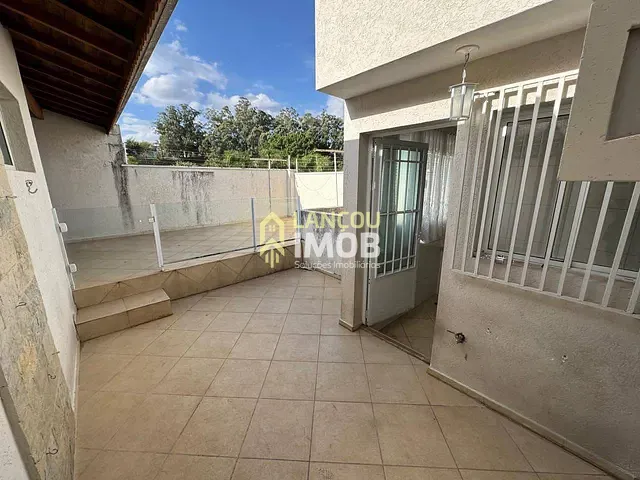 Apartamento com 250m² 4 quartos e 3 banheiros, à venda, no bairro Jardim das Samambaias em Jundiaí