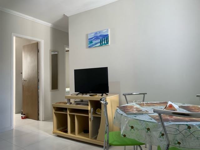 Foto do Apartamento - Apartamento à Venda 2 dormitórios, 1 vaga, 50m², Golfinhos, Caraguatatuba, SP | Necta Serviços Imobiliários Ltda
