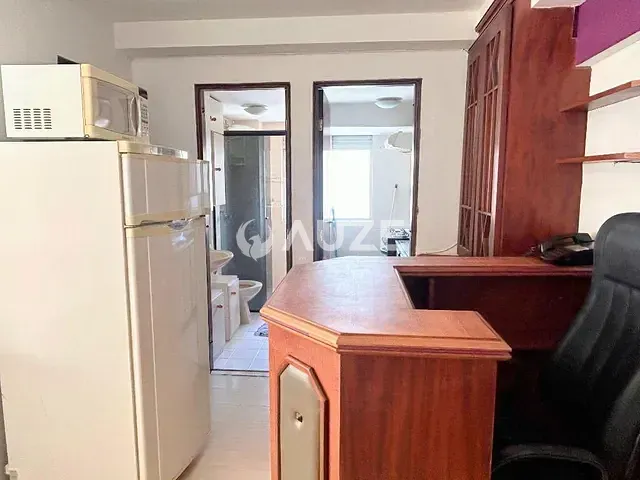 Apartamento com 38m² 1 quarto e 1 banheiro, para alugar, no bairro Centro em Curitiba