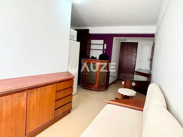 Apartamento com 38m² 1 quarto e 1 banheiro, para alugar, no bairro Centro em Curitiba