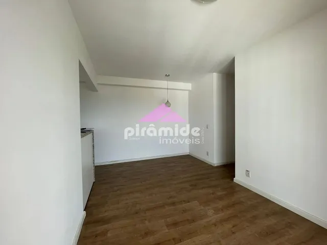 Apartamento com 10m² 2 quartos e 2 banheiros, para alugar, no bairro Vila Industrial em São José Dos Campos