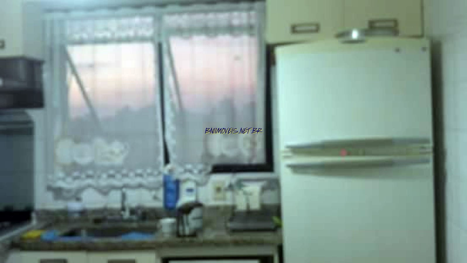 Apartamento à venda com 3 quartos, 94m² - Foto 12