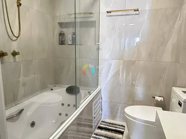 Apartamento com 72m² 2 quartos e 2 banheiros, à venda, no bairro Copacabana em Rio de Janeiro