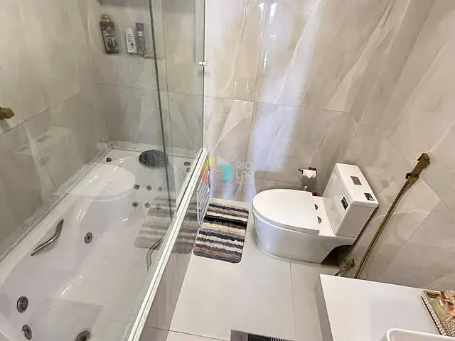 Apartamento com 72m² 2 quartos e 2 banheiros, à venda, no bairro Copacabana em Rio de Janeiro
