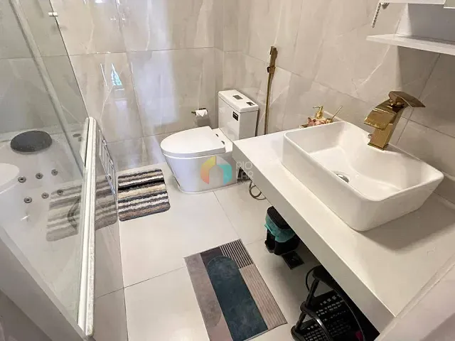 Apartamento com 72m² 2 quartos e 2 banheiros, à venda, no bairro Copacabana em Rio de Janeiro